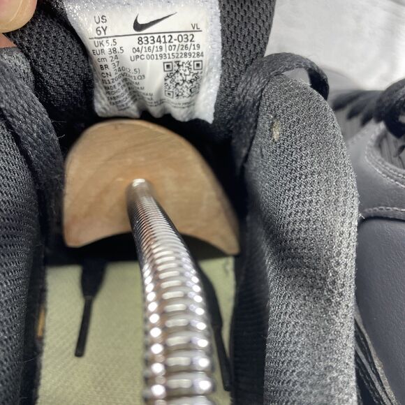 Nike Air Max 90 GS Black Volt Leather GS Boys/Mens sz 7 Women’s 8 833412-032 - Picture 6 of 11